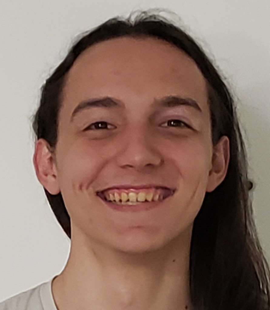 This image has an empty alt attribute; its file name is me-2.jpg